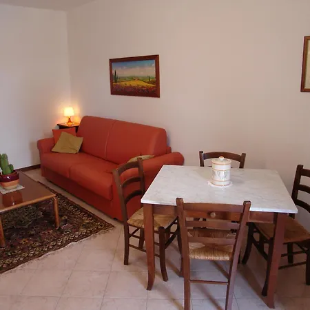 Апартаменти Le Ginestre Arte Vacanze *