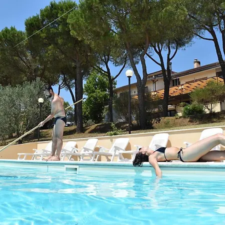 Апартаменти Le Ginestre Arte Vacanze